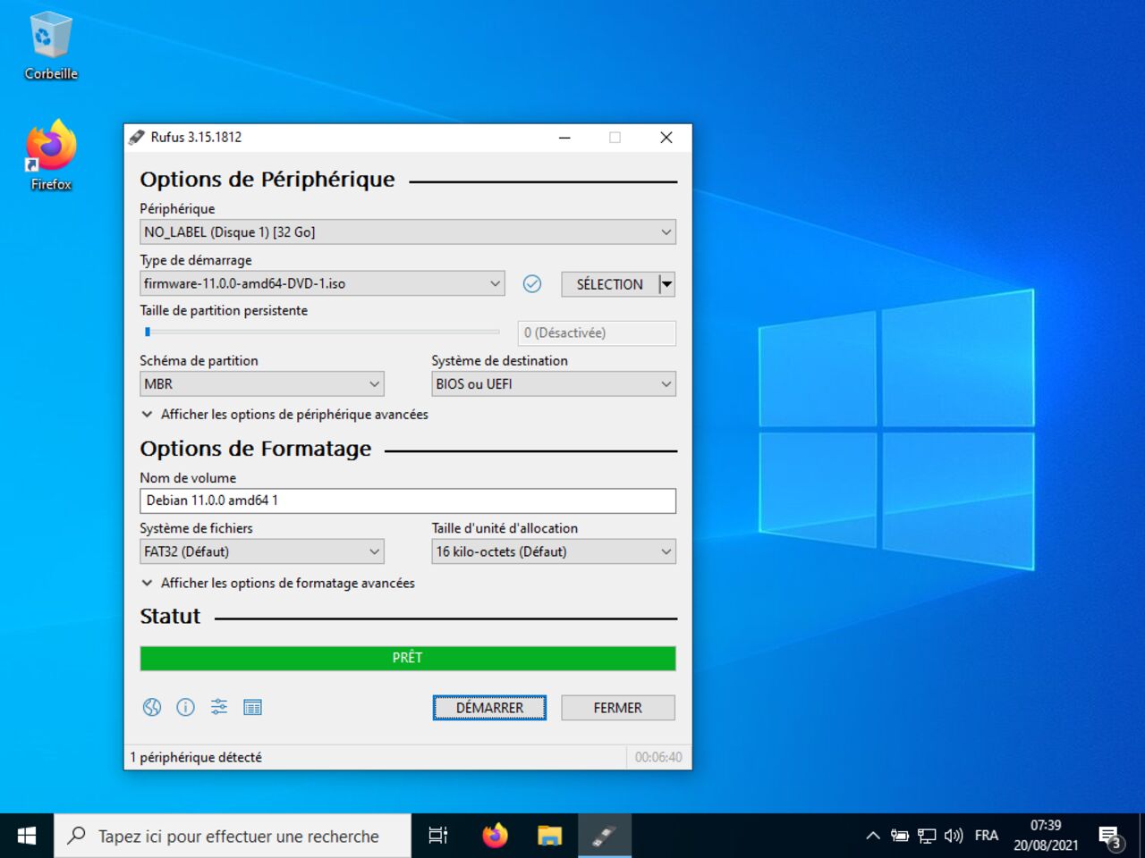 Mon premier ordinateur Linux - Le média USB amorçable debian créé avec Rufus est prêt